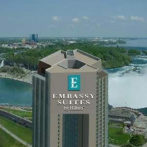 Embassy By Hilton Falls/ Fallsview מפלי הניאגרה